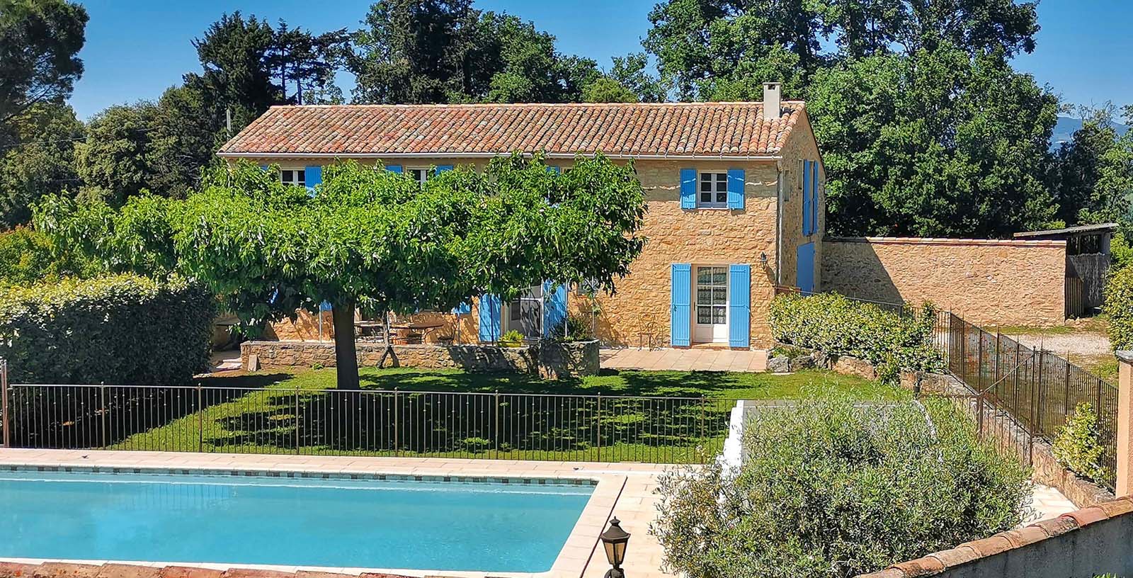 f84224huis7d